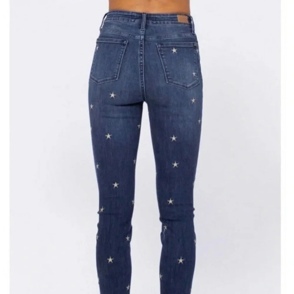 Judy Blue High Rise Starry Night Raw Edge Embroidered Skinny Jeans - Picture 6 of 11